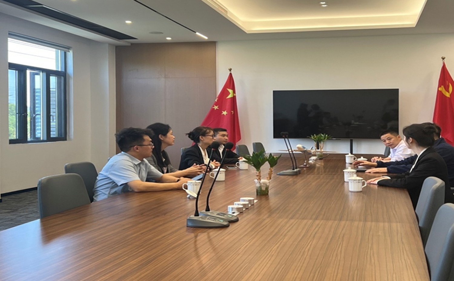 与青神县政府签约2.jpg